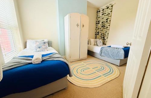 Birmingham Appartement | Last-Minute Reserve l Exclusive Deal l Sleeps Up to 5 l Free Parking l cottage l close to city