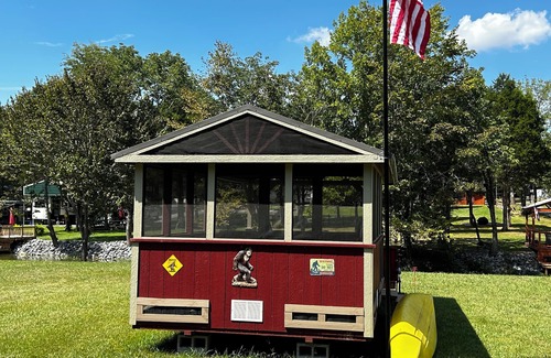 Leesburg Cabine | Mountains and Weiss Lake! What a place to spend some tranquil time!