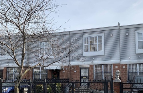 East New York Maison | Latisha house