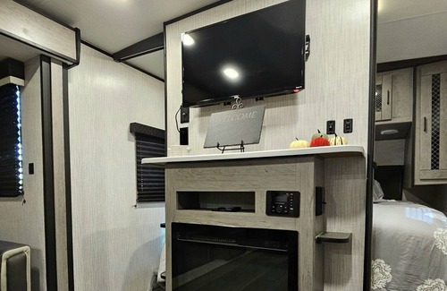 Redding Maison | Launchpad McQuack the 32' RV