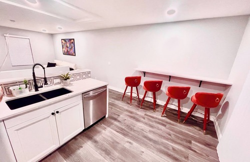 Columbus Maison | Launchpad: stewardess layover / stylish place to stay is perfect 4 group trips.