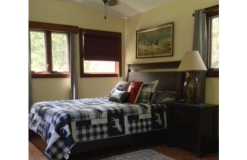 Fayetteville Maison | Laurel Creek Retreat - 6 Bedroom 5 Bathroom