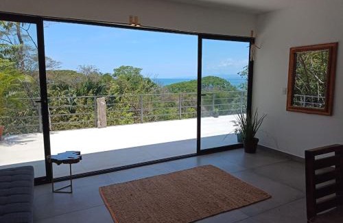 Manzanillo Maison | Laurel Jungle & Ocean