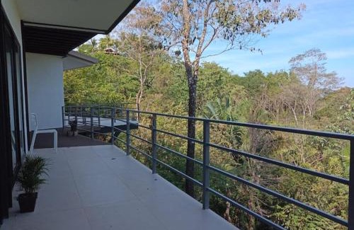 Manzanillo Maison | Laurel Jungle & Ocean