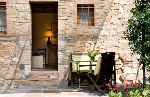 Castellina in Chianti Appartement | LAURO apartment kitchen, garden