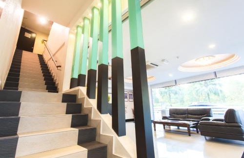 Bukit Indah Hôtel | Lavender Inn Nusa Bestari