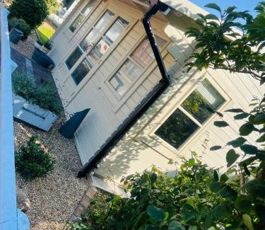 Wimborne Cabine | Lavender Lodge