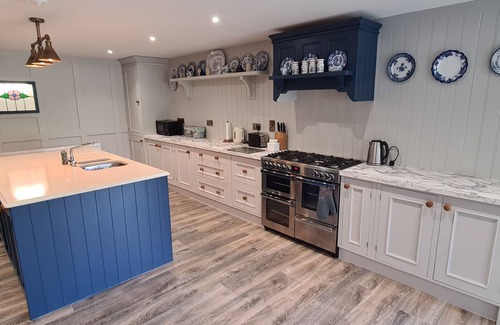 Enniskillen Maison | Lavender Manor is a gem of the Fermanagh countryside ideal for celebrations.