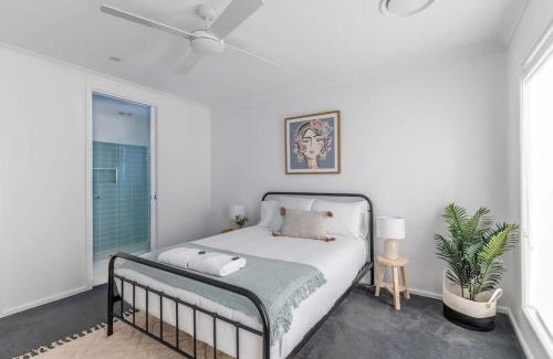Myrtleford Maison | Lavender & Olive
