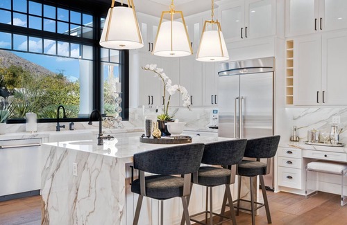 Alta Hacienda Maison | Lavish 6 Bedroom Gated Estate Next to The Phoenician at Camelback Mountain