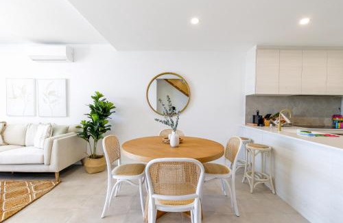 Batemans Bay Appartement | Lavish Coastal 2-Bed with Stunning Ocean Views