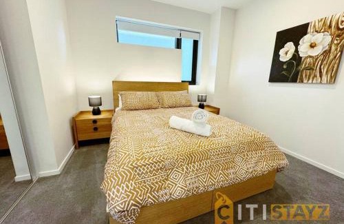 Lyneham Appartement | Lavish in Lyneham - 2BD 1Bth Apt