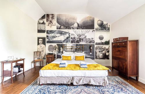 Bouchemaine Lit Et Petit-Déjeuner | Chambre double décorée avec soin au Château Le Fresne