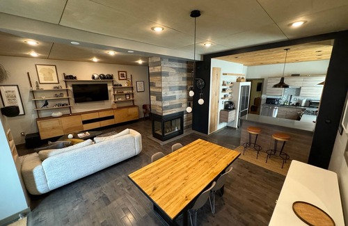 Lawrenceville Maison | Lawrenceville Pittsburgh Modern Loft Home