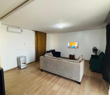 Yof Maison | Lawson house