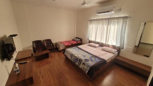 Basar Maison | Laxmi Lodge