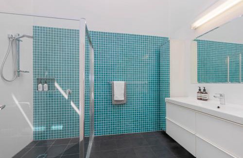 Port Macquarie Maison | Laze at Lighthouse - family home with pool, heated pool Oct to Mar