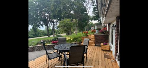 Prince Edward Appartement | Lazy Dayz Vacation Rental