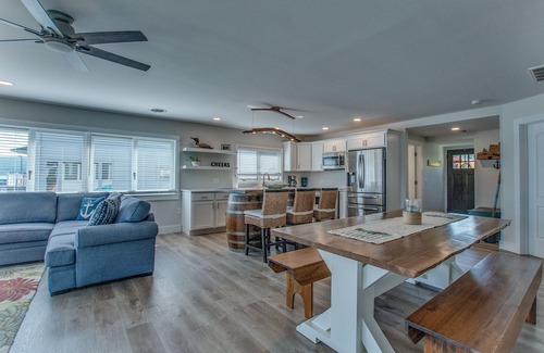 Hammondsport Cabine | Lazy Loon Cottage est un chalet de charme KEUKA LAKE avec une vue imprenable!