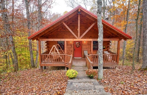 Carbon Hill Cabine | Lazy Oaks Cabin by Tranquil Hills Lodging