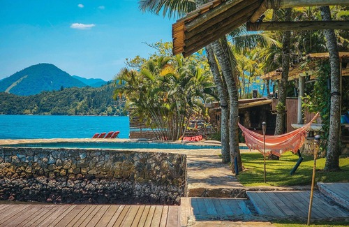 Angra dos Reis Villa | LuxoBrasil #AR06 Paradise Mansion 05 Suites Ilha do Cavaco Vacation Rentals
