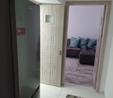 Suceava Appartement | LC Apartments George Enescu L3