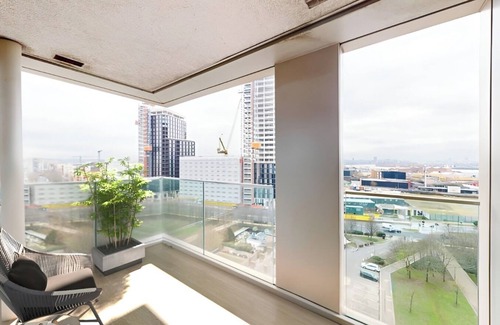 Peninsula Appartement | Exclusive Offer - Greenwich 2-Bed Retreat steps from the O2 Arena