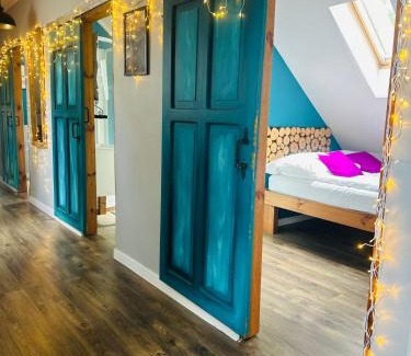 Sikorzyno Appartement | Leśniczówka na Kaszubach - Apartament do 12 osób, balia na wyłączność