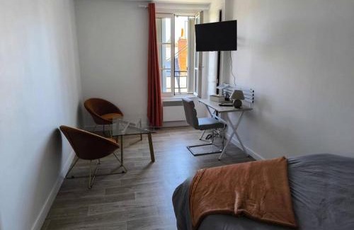 Chateauroux Appartement | LE 10, Parking, Centre Confort