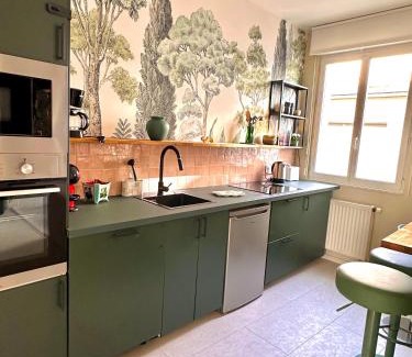 Montville Appartement | Le 101 appartement dans charmant village parking facile