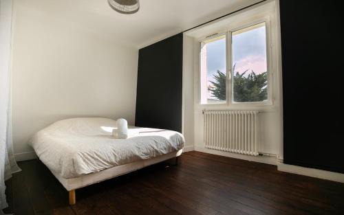 Pont Rousseau Appartement | Le 1871 - T3 Calme et Spacieux