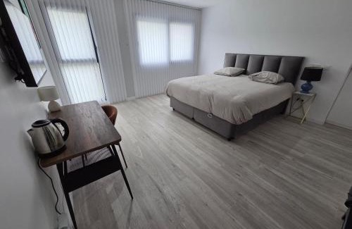 Les Stades Appartement | Le 46 Appart Hotel Entre Paris Disneyland Parc Asterix Navette