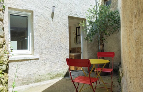 Loches Appartement | Le 7 Bis , à 250m du centre ville de Loches et 30' du ZOO de Beauval