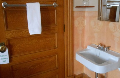 Saint-Malo Maison | Maison ancestrale Le 7e Ciel avec spa près de Coaticook