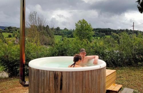 Fort-du-Plasne Chalet De Ski | Le bain nordique du lynx boréal