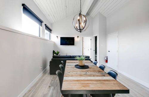Laval Maison | Le Barrette - Complexe la Voûte