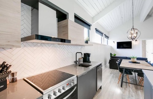 Laval Maison | Le Barrette - Complexe la Voûte