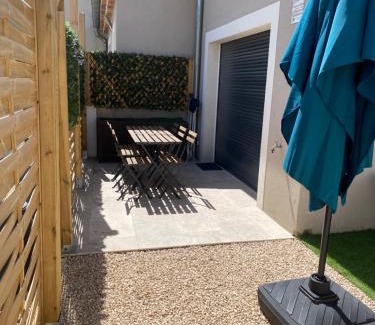 Saint-Etienne-du-Gres Appartement | Le Bastidon des Alpilles