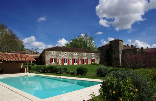 Poudenas Maison | Le Bastion, Spacieuse Maison de prestige dans parc 10ha, piscine privée, 14 pers