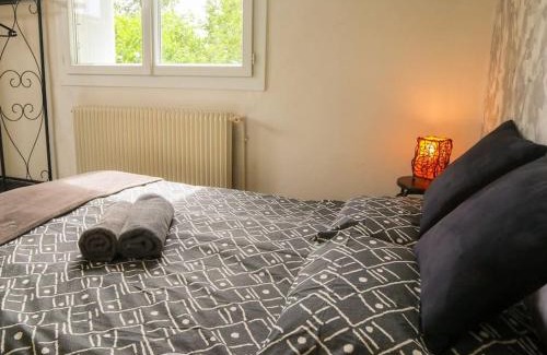 Saint-Cirice Maison | Le Bernicaille Gîte à la campagne