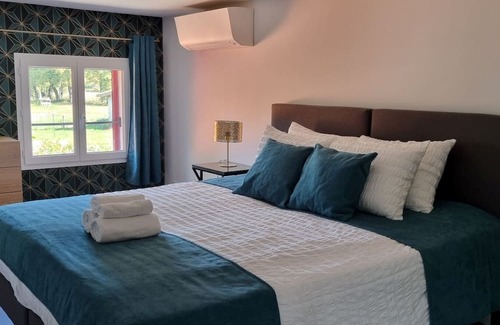 Gauriaguet Maison | Le Bijou piscine, massage et spa