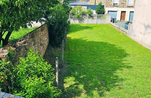 Ecartelee-Bonabry-Orieres-Paron Appartement | Le Blue Bohème - Fougères