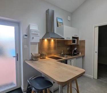 Riorges Appartement | Le Bohème, sauna & spa
