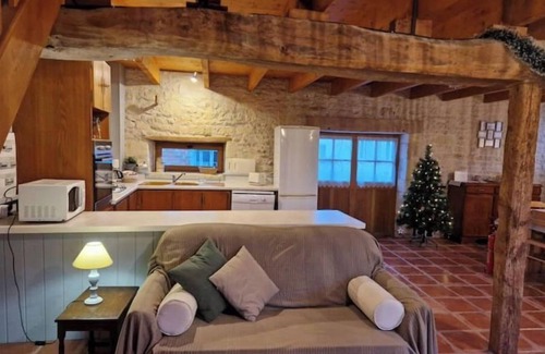 Saint-Crepin Maison | Le Bois Fleuri 2 Gîtes + Piscine 14 Personnes