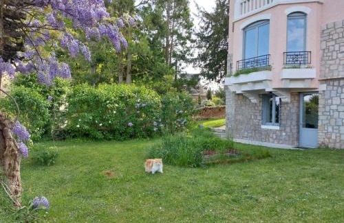 Rodez Appartement | Le Bompard 50 m2 Villa Art Déco Plein centre avec jardin