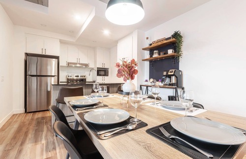 Saint-Roch Appartement | Le Bonaparte+piscine sur le toit et stationnement