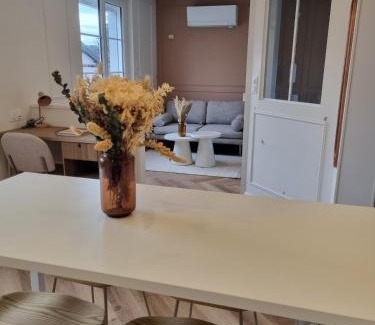 Meyssac Appartement | Le Boudoir d'Elba - Balneotherapie & terrasse
