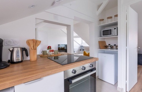 Montlucon Appartement | Le Bourbonnais ~ Jardin commun ~ Arrivée Autonome