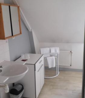 Port-Brillet Hôtel | Le Brillet-Pontin