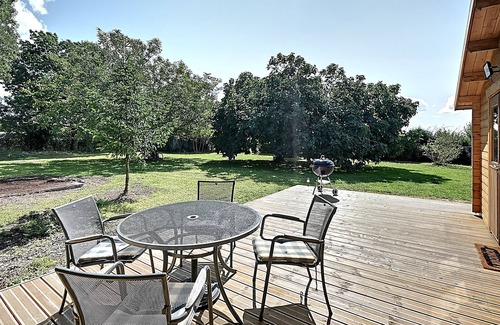 Chenac-Saint-Seurin-d'Uzet Maison | Le Chalet des Vignes - chalet 5p avec piscine